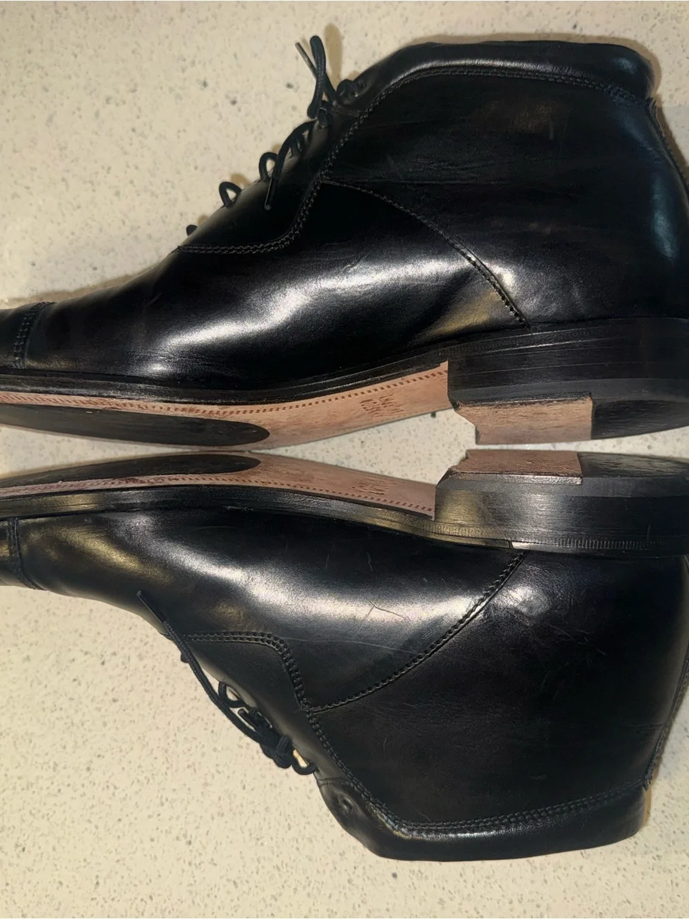 Johnston & Murphy Black Leather Chukka Boots with Tan Lining